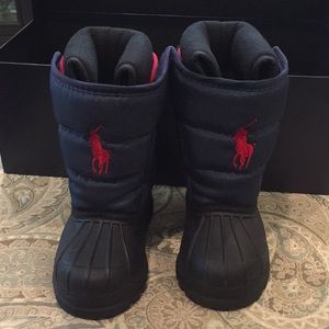 Ralph Lauren boys winter boots size 4